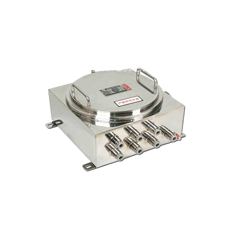 �PȪ�^(q��)����O(sh��)Ӌ(j��)IIC��(j��)�����ͷ����Ӿ��еķ����Y(ji��)��(g��u)��